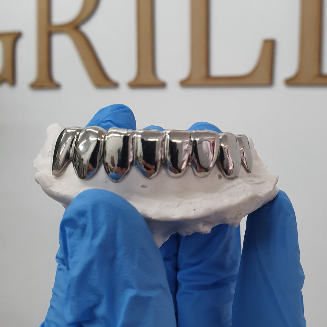 Eight Set of Grillz