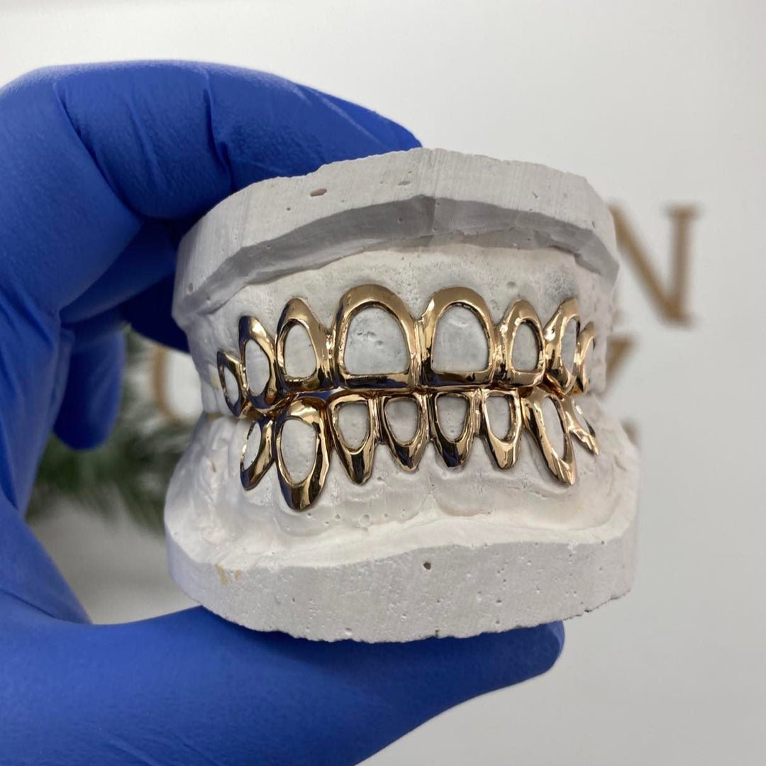 Eight Windows Set of Grillz